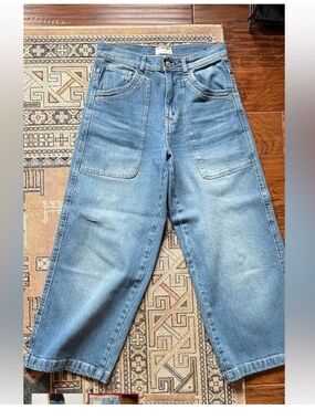 Free People mid rise crop wide leg sz 28